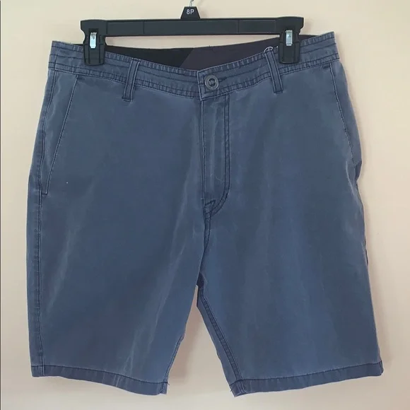 Volcom 32 Blue Gray Flat Front Surf & Turf 4 way stretch shorts - Picture 1 of 10